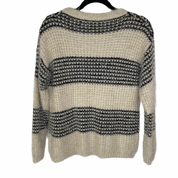 Forever 21 Black/Cream Soft Eyelash Knit Sweater - Picture 2 of 10